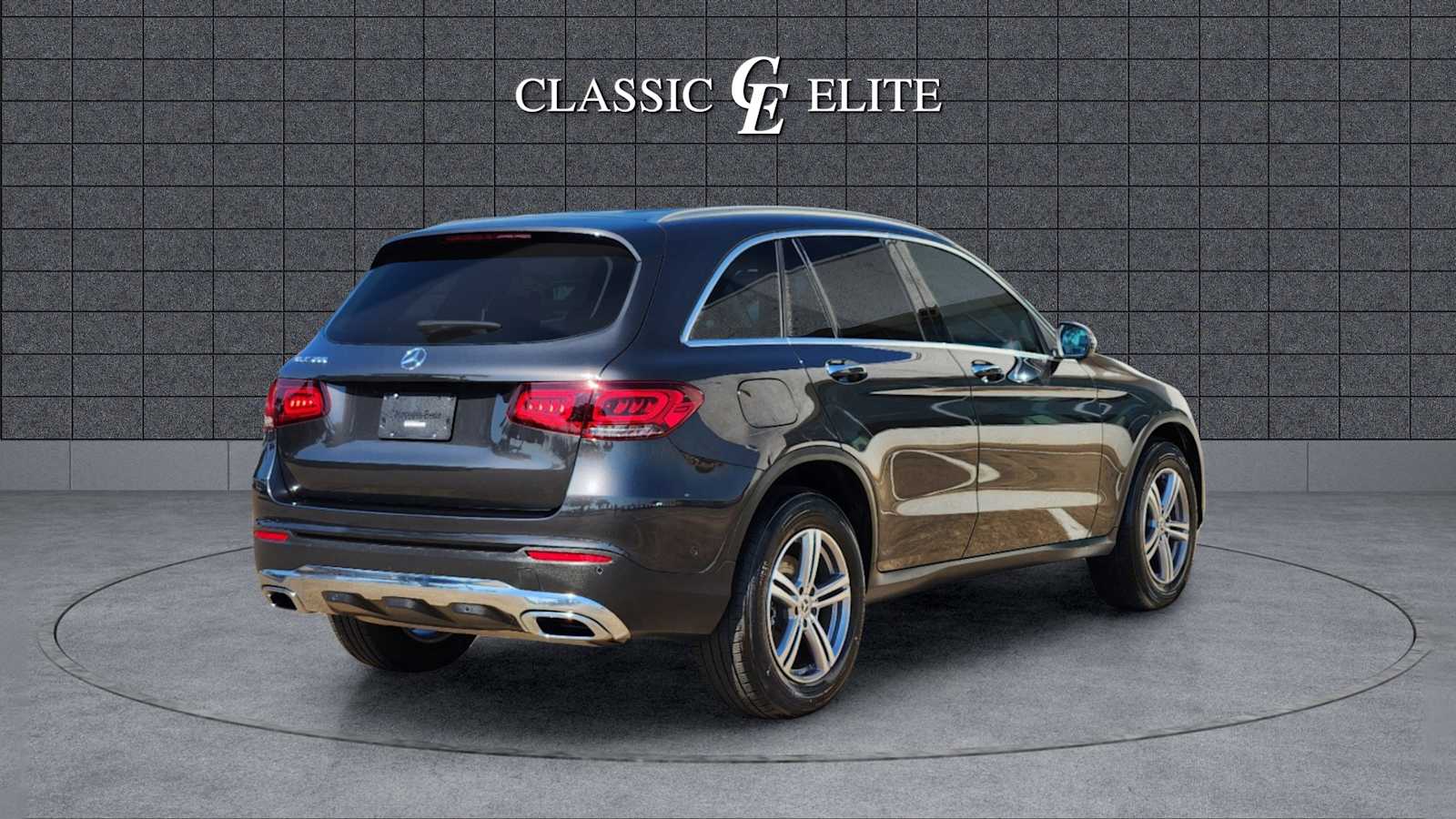 2022 Mercedes-Benz GLC GLC 300 7