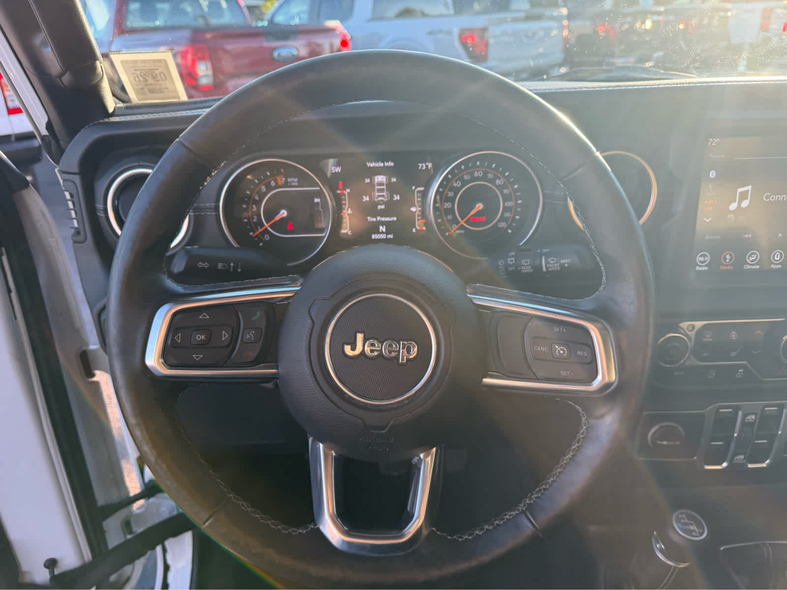 2018 Jeep Wrangler Unlimited Sahara - Bright White Clearcoat exterior view 9