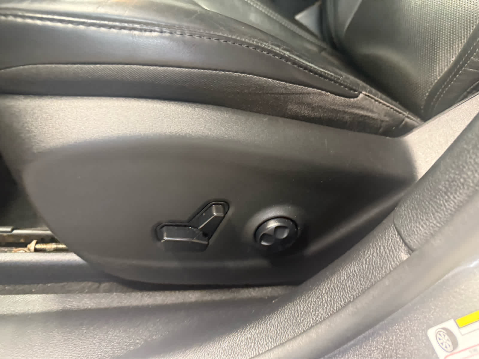 2021 Jeep Cherokee Limited - Granite Crystal Metallic Clearcoat exterior view 8