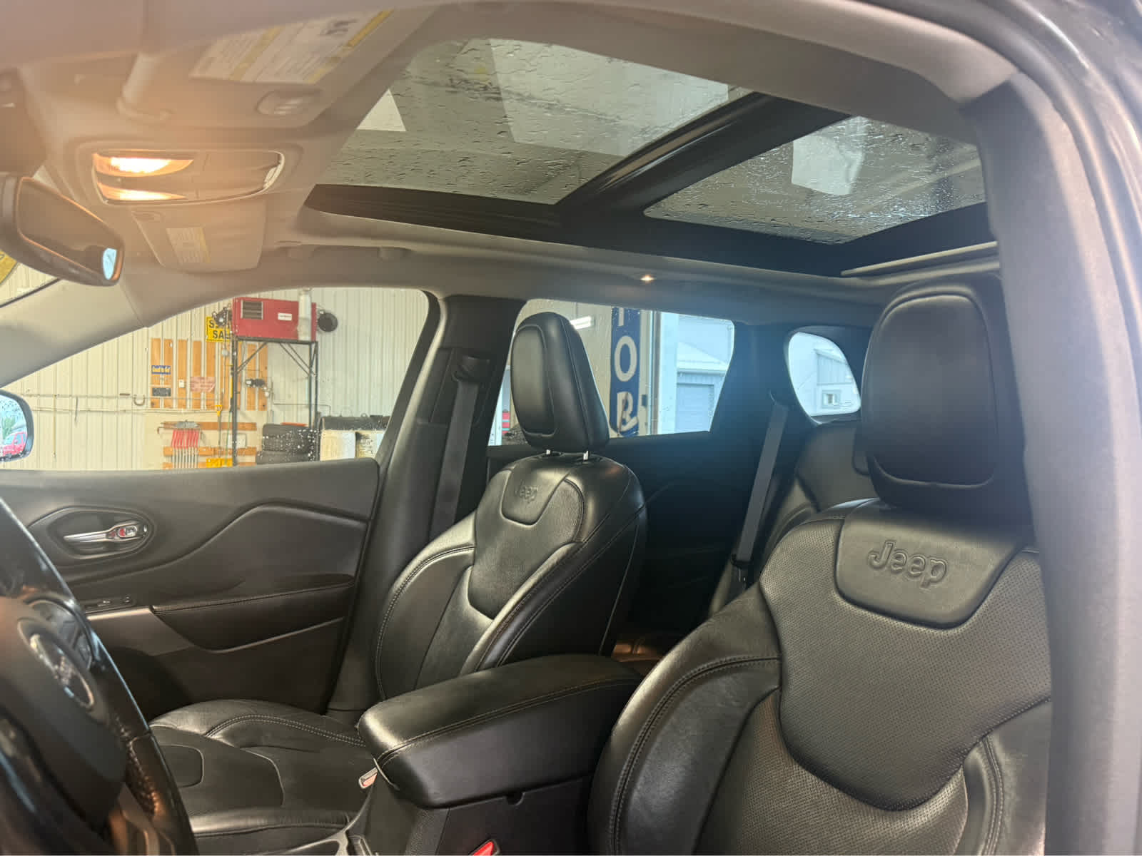 2021 Jeep Cherokee Limited - Granite Crystal Metallic Clearcoat exterior view 16