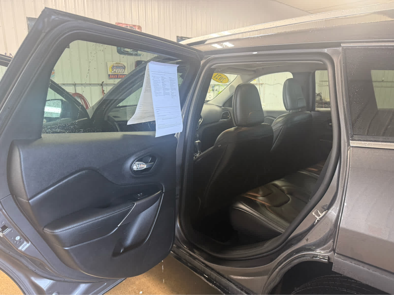 2021 Jeep Cherokee Limited - Granite Crystal Metallic Clearcoat exterior view 17
