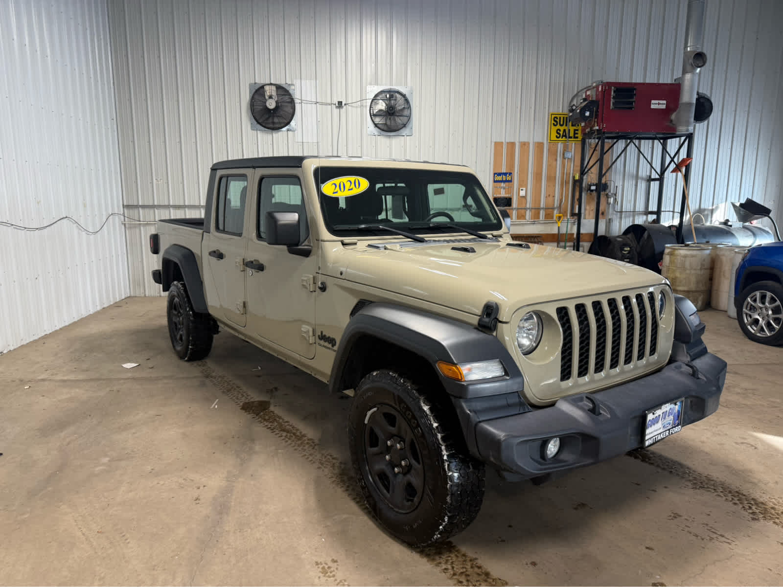 2020 Jeep Gladiator Sport - Gobi Clearcoat exterior view 2