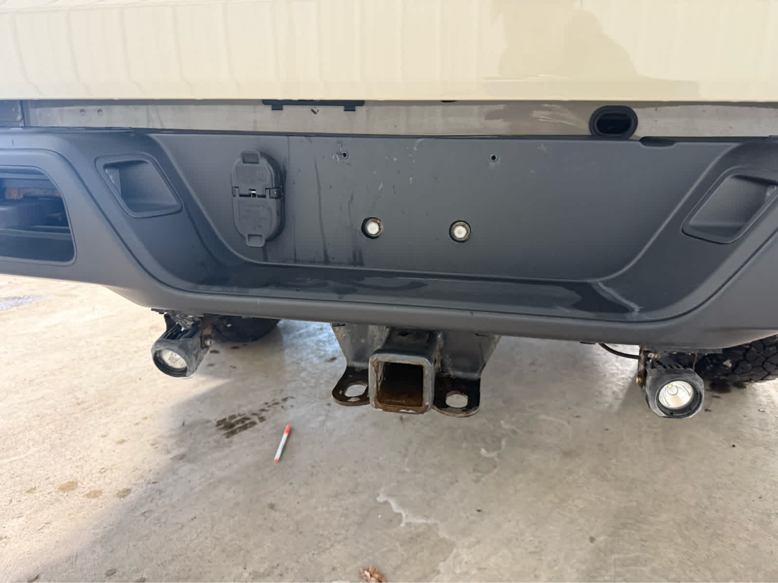 2020 Jeep Gladiator Sport - Gobi Clearcoat exterior view 8