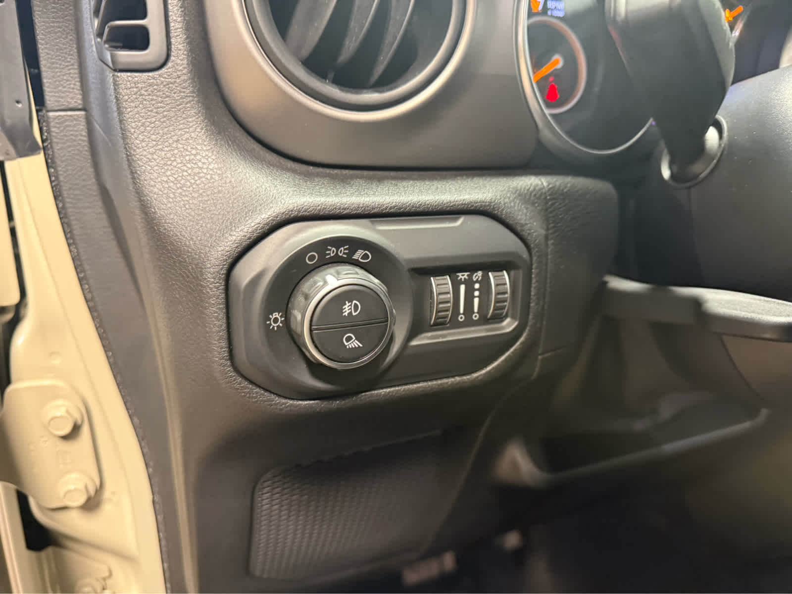 2020 Jeep Gladiator Sport - Gobi Clearcoat exterior view 11