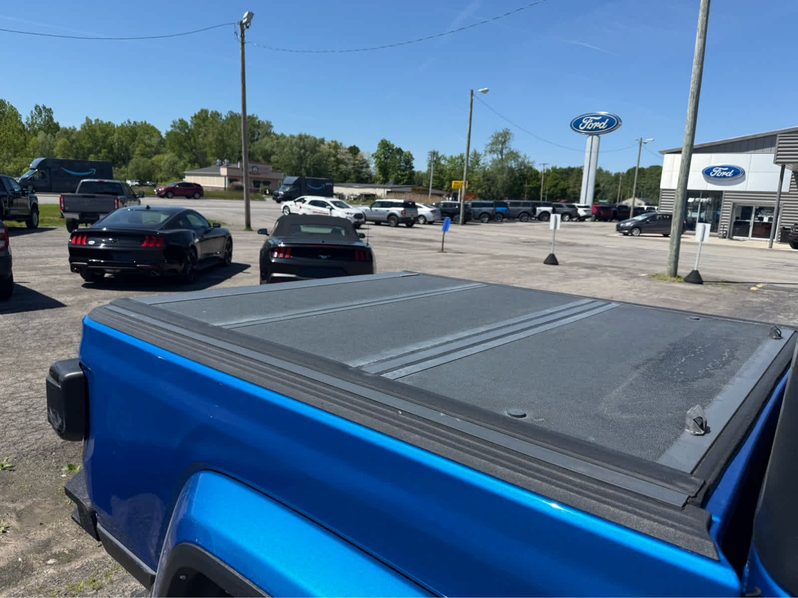 2021 Jeep Gladiator Overland - Hydro Blue Pearlcoat exterior view 6