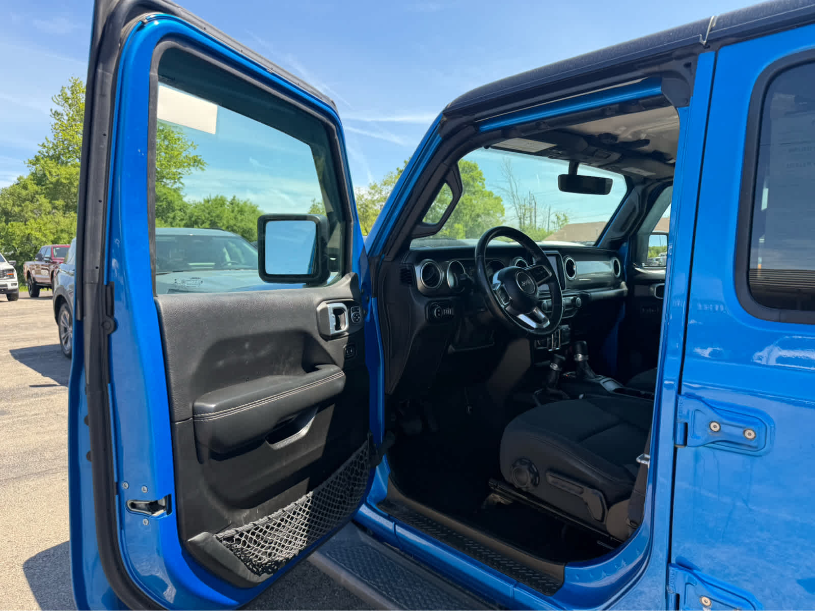 2021 Jeep Gladiator Overland - Hydro Blue Pearlcoat exterior view 11