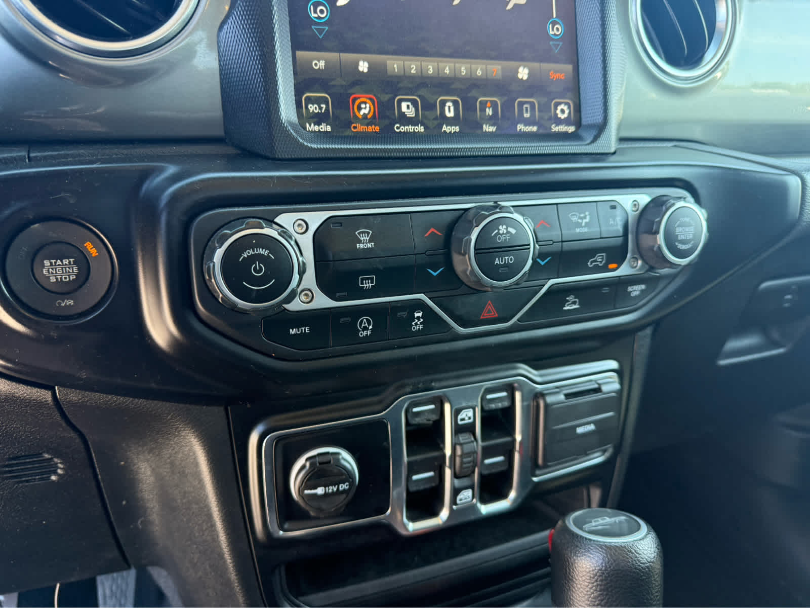 2021 Jeep Gladiator Overland - Hydro Blue Pearlcoat exterior view 18