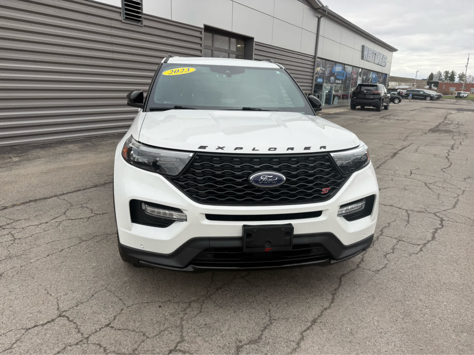 2020 Ford Explorer ST - Star White Metallic Tri-Coat exterior view 3