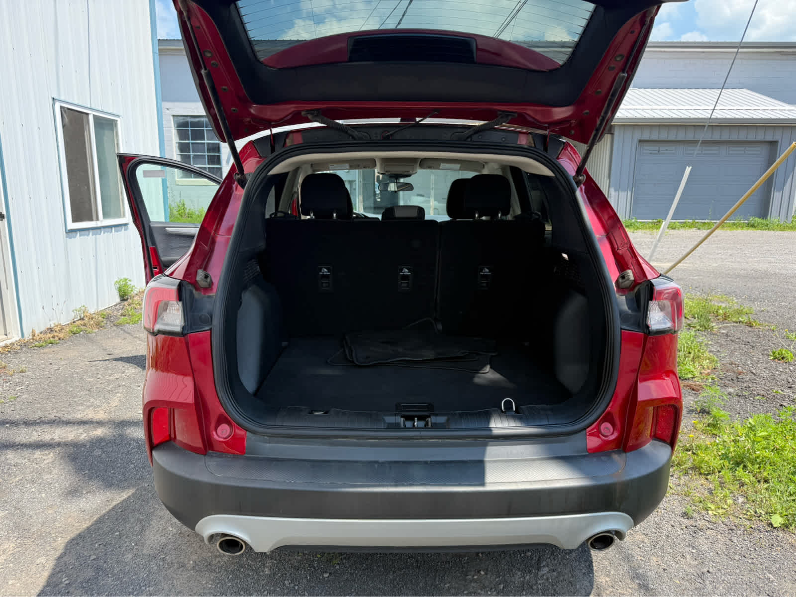 2020 Ford Escape SE - Rapid Red Metallic Tinted Clearcoat exterior view 15