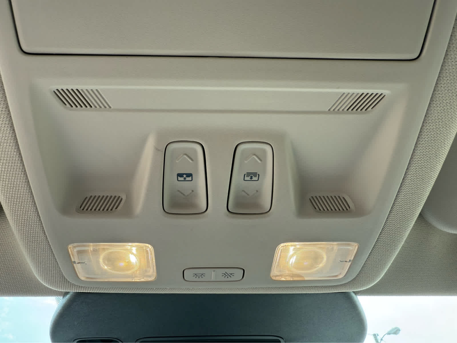 2020 Ford Escape SE - Rapid Red Metallic Tinted Clearcoat exterior view 16