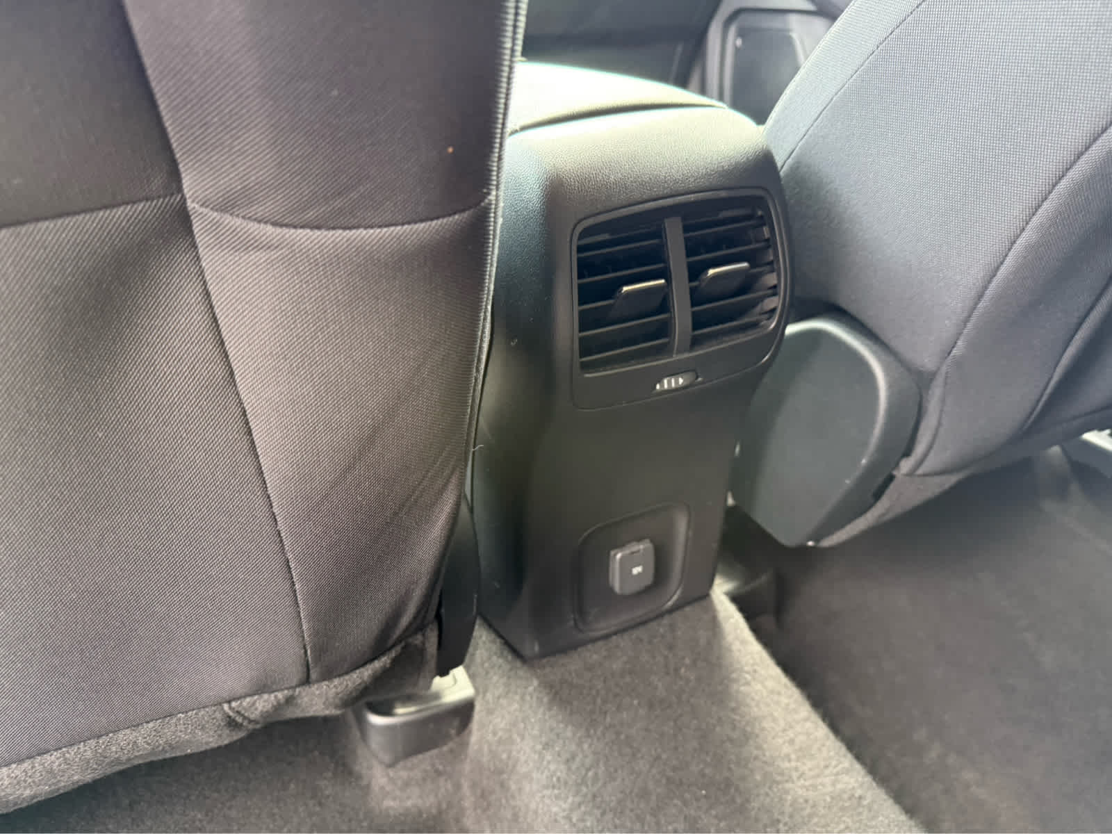 2020 Ford Escape SE - Rapid Red Metallic Tinted Clearcoat exterior view 18