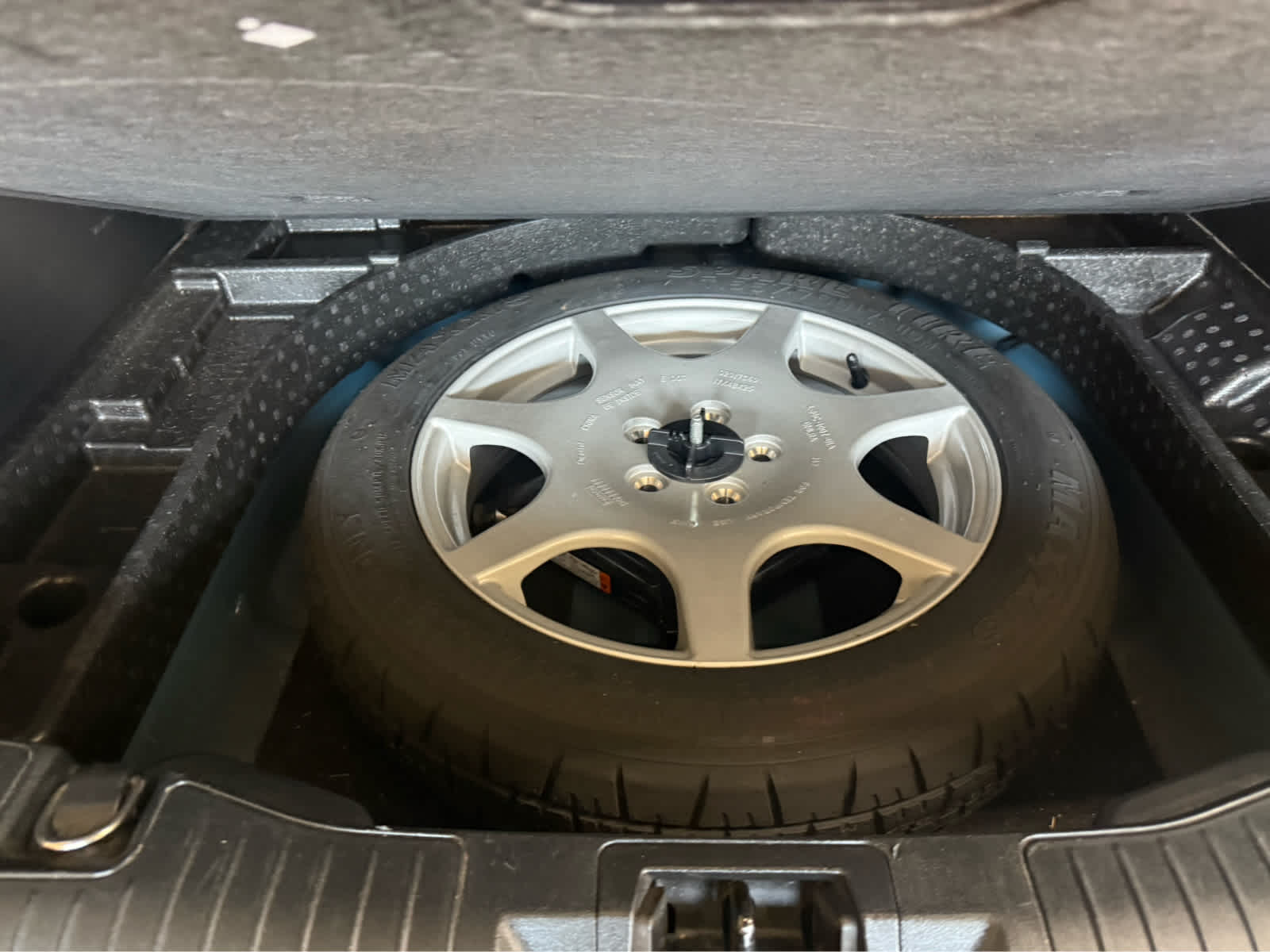 2020 Ford Escape SE - Dark Persian Green Metallic exterior view 19