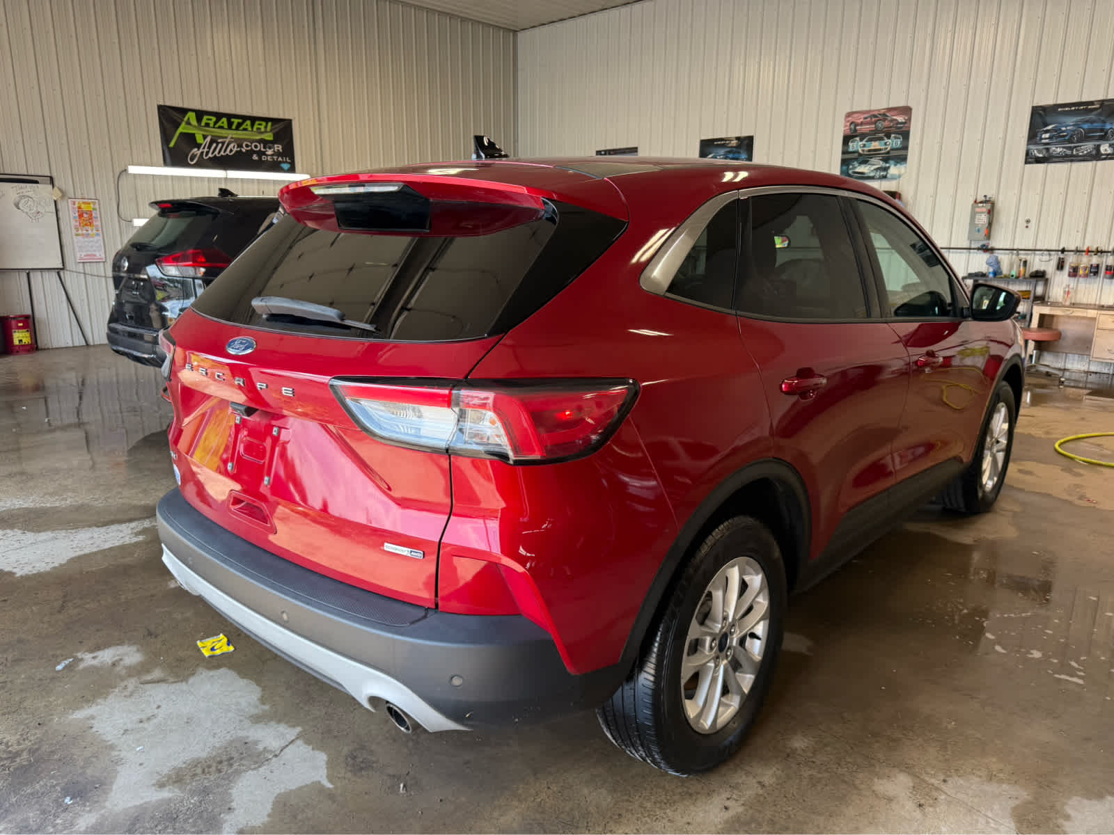 2020 Ford Escape SE - Rapid Red Metallic Tinted Clearcoat exterior view 5