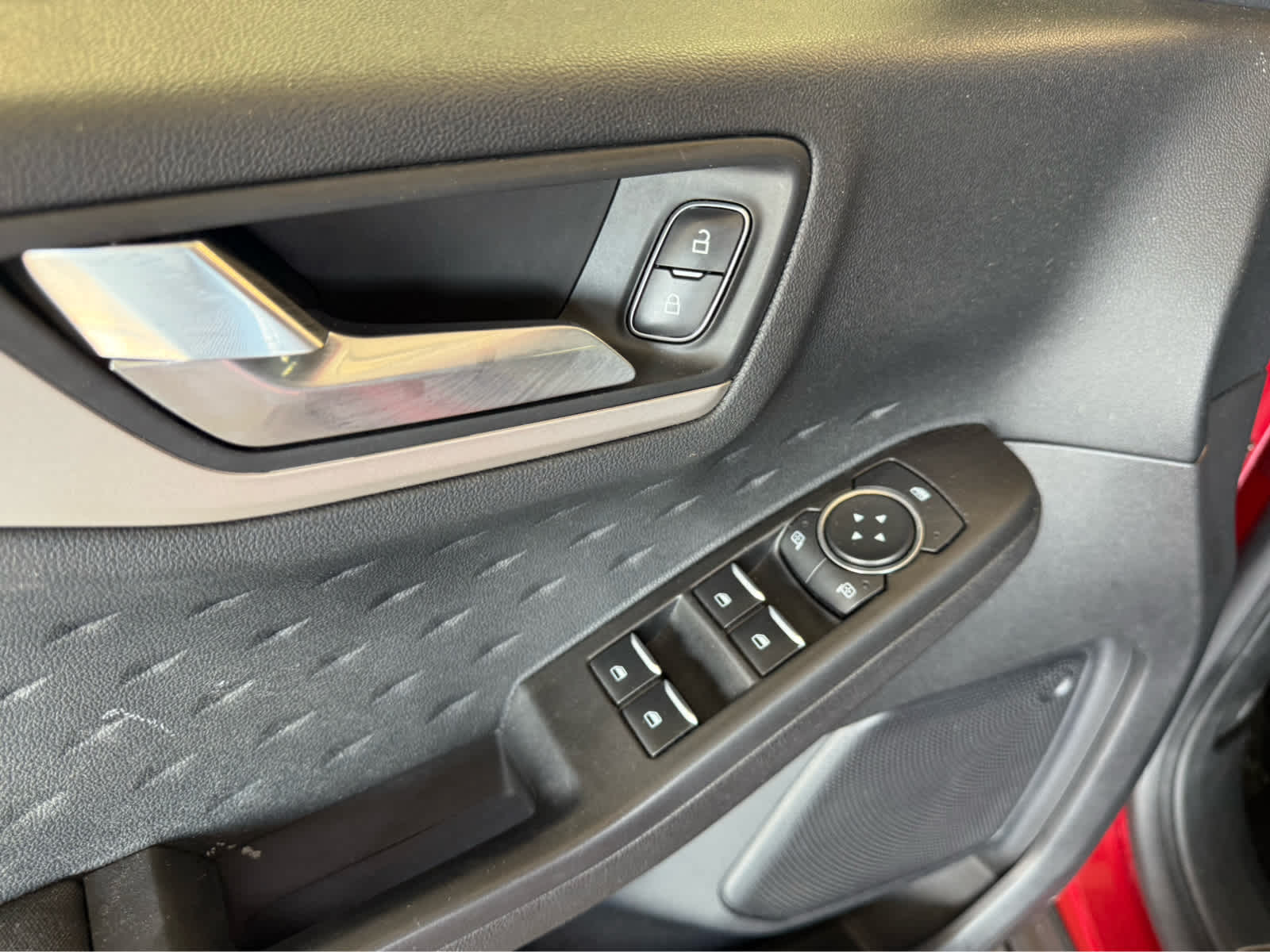 2020 Ford Escape SE - Rapid Red Metallic Tinted Clearcoat exterior view 7