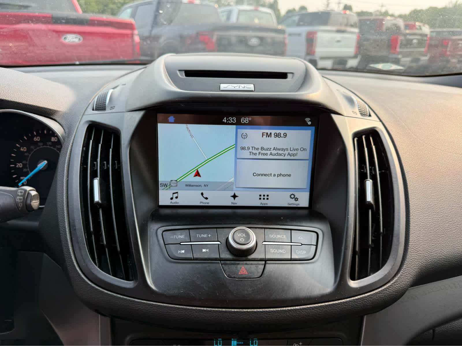 2018 Ford Escape SE - White Gold Metallic exterior view 12