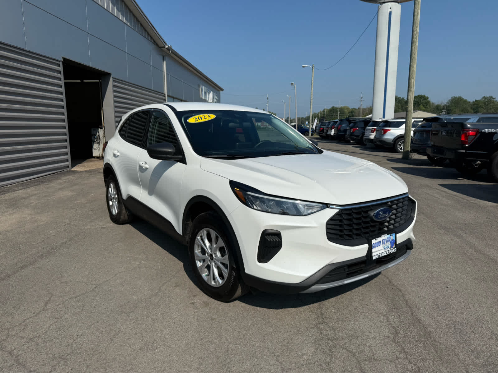 2023 Ford Escape Active - Star White Metallic Tri-Coat exterior view 2