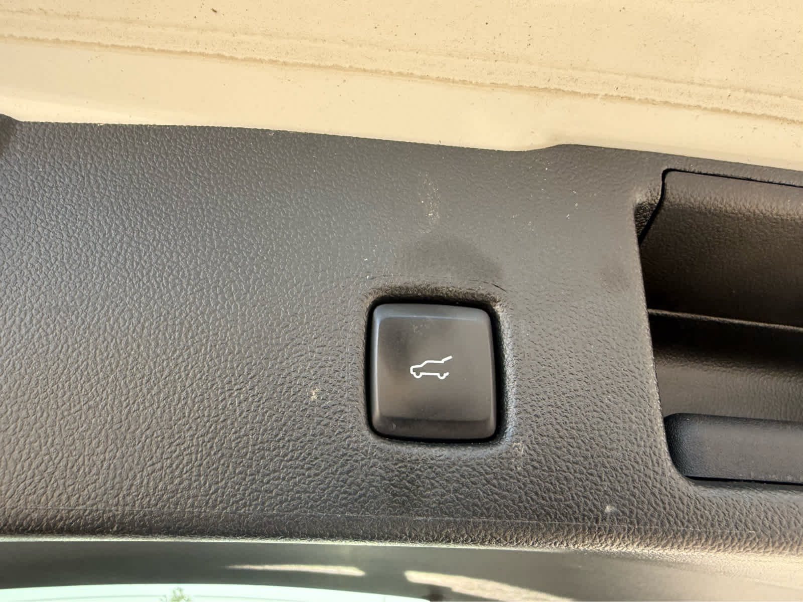 2023 Ford Escape Active - Star White Metallic Tri-Coat exterior view 20