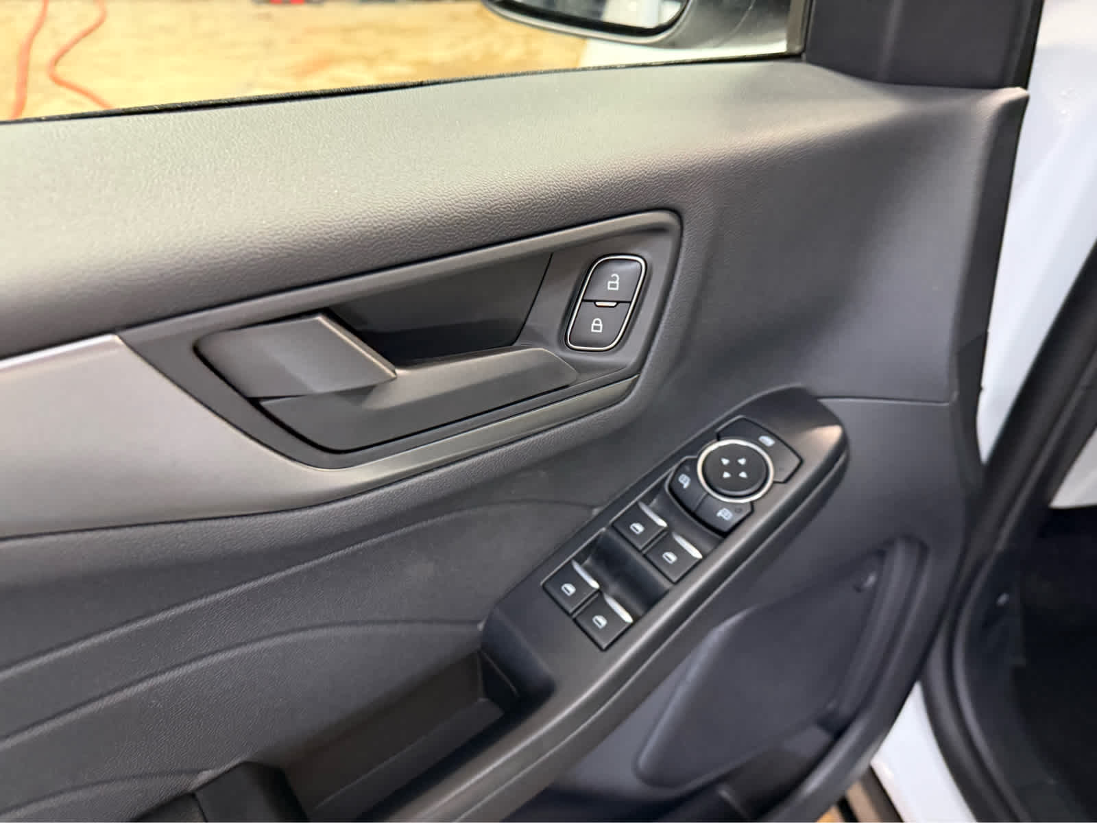 2025 Ford Escape Active - Oxford White exterior view 7