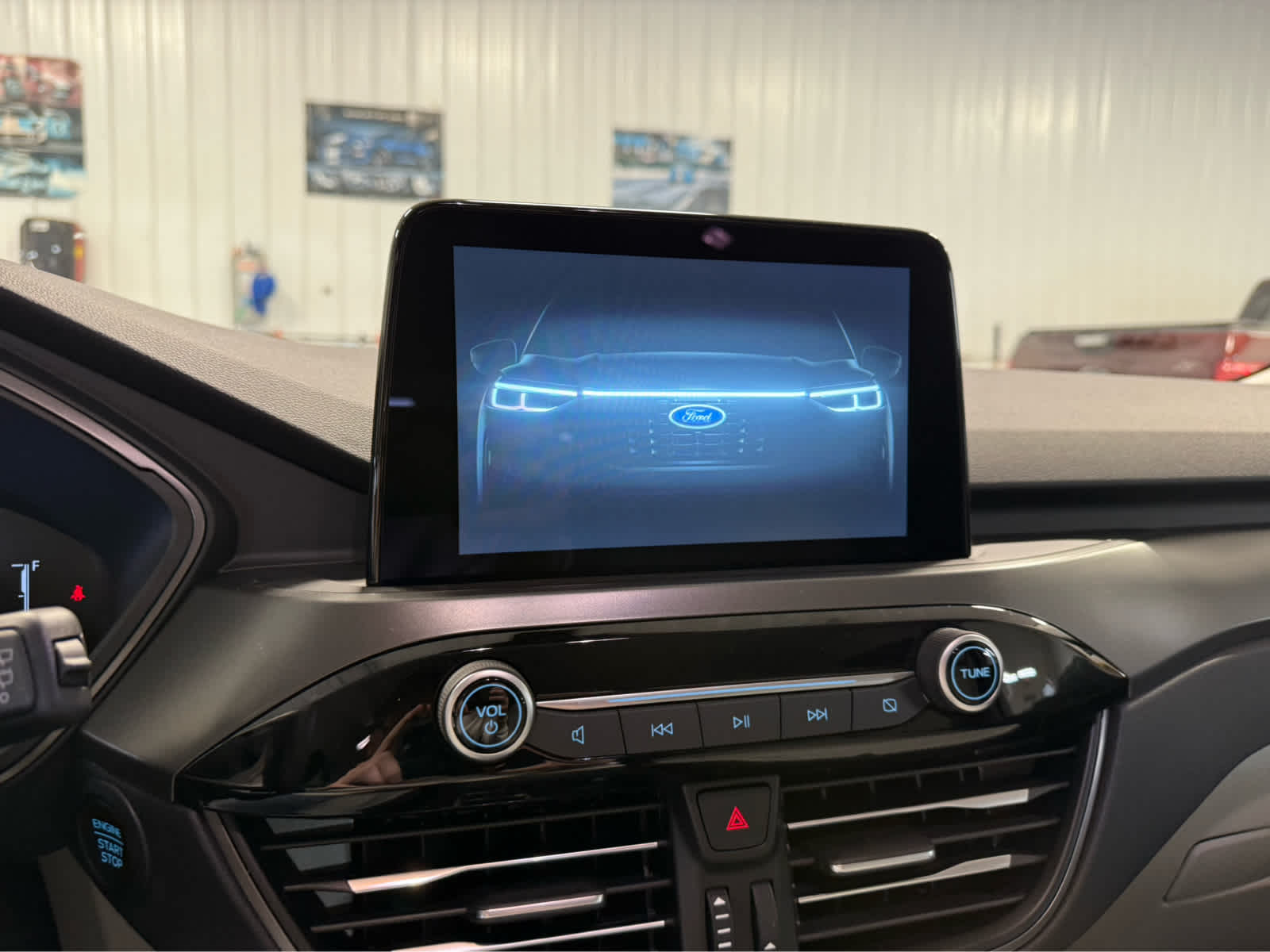 2025 Ford Escape Active - Oxford White exterior view 12