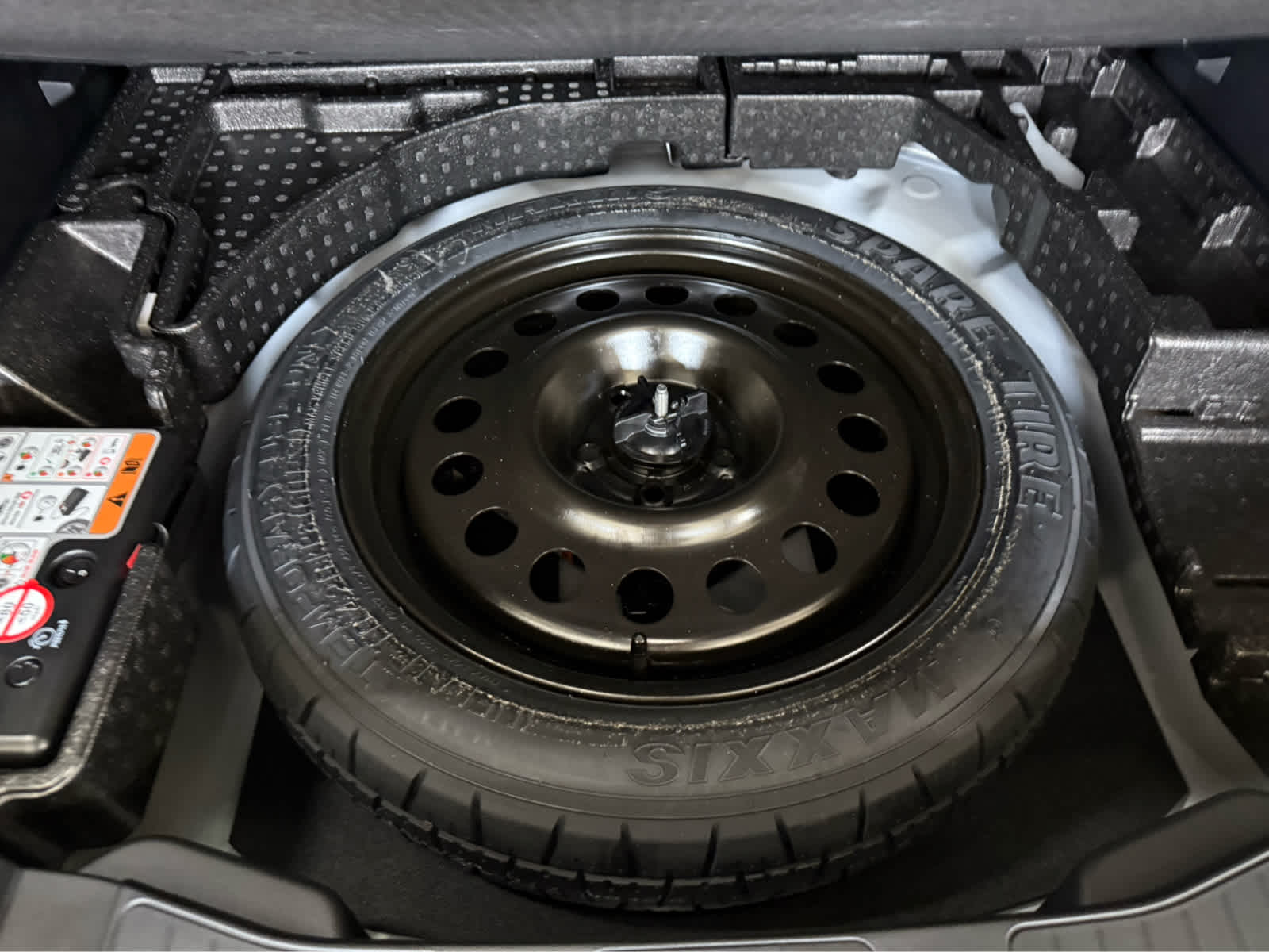 2025 Ford Escape Active - Oxford White exterior view 18