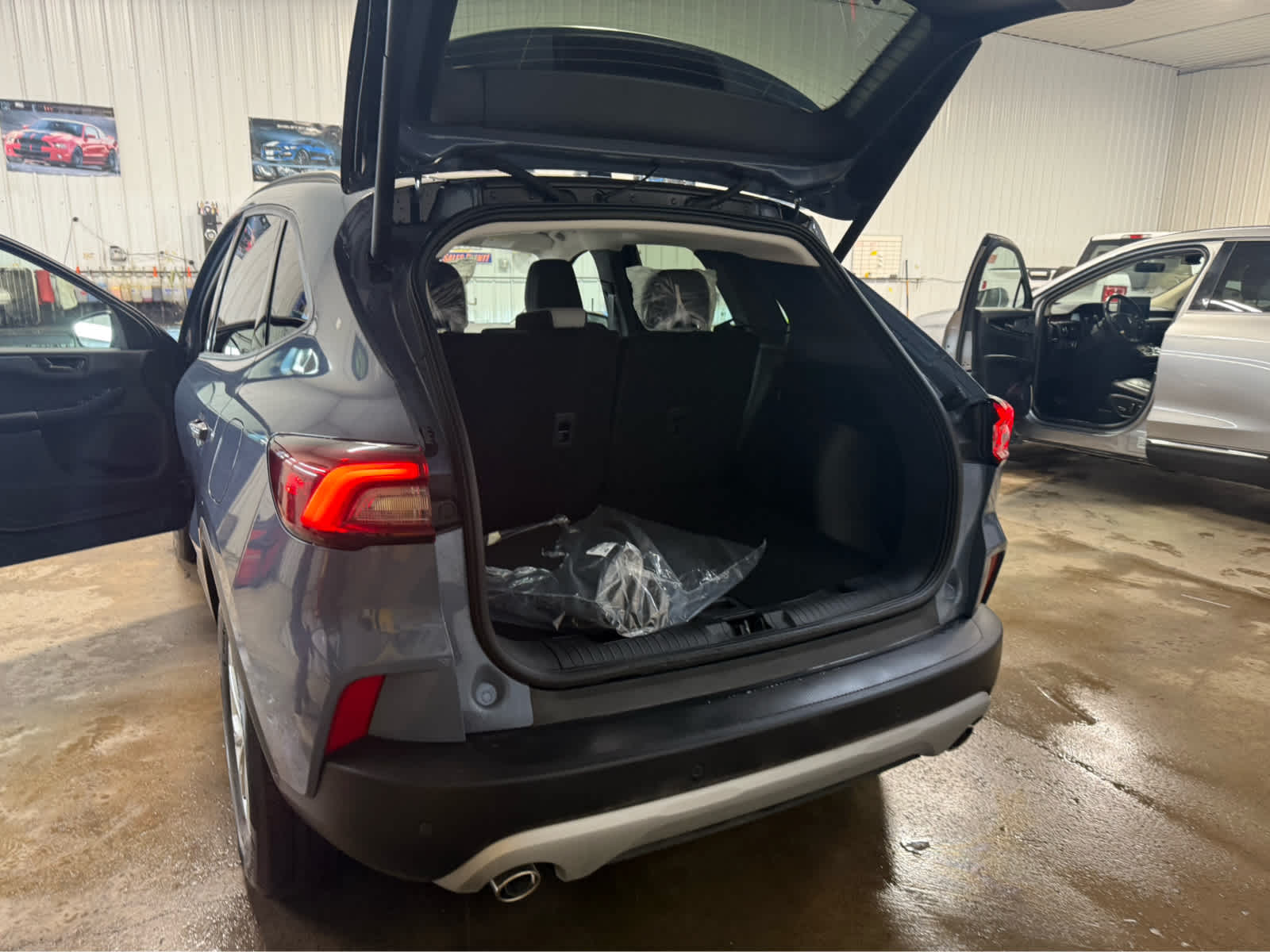 2025 Ford Escape Active - Vapor Blue Metallic exterior view 16