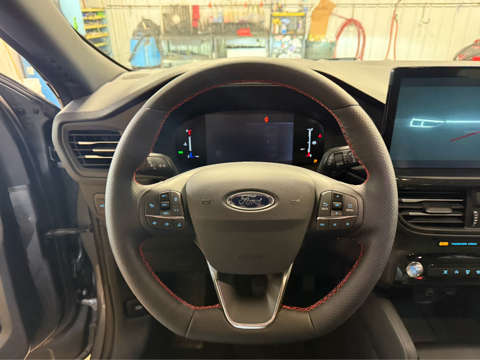 2025 Ford Escape ST-Line - Carbonized Gray Metallic exterior view 9