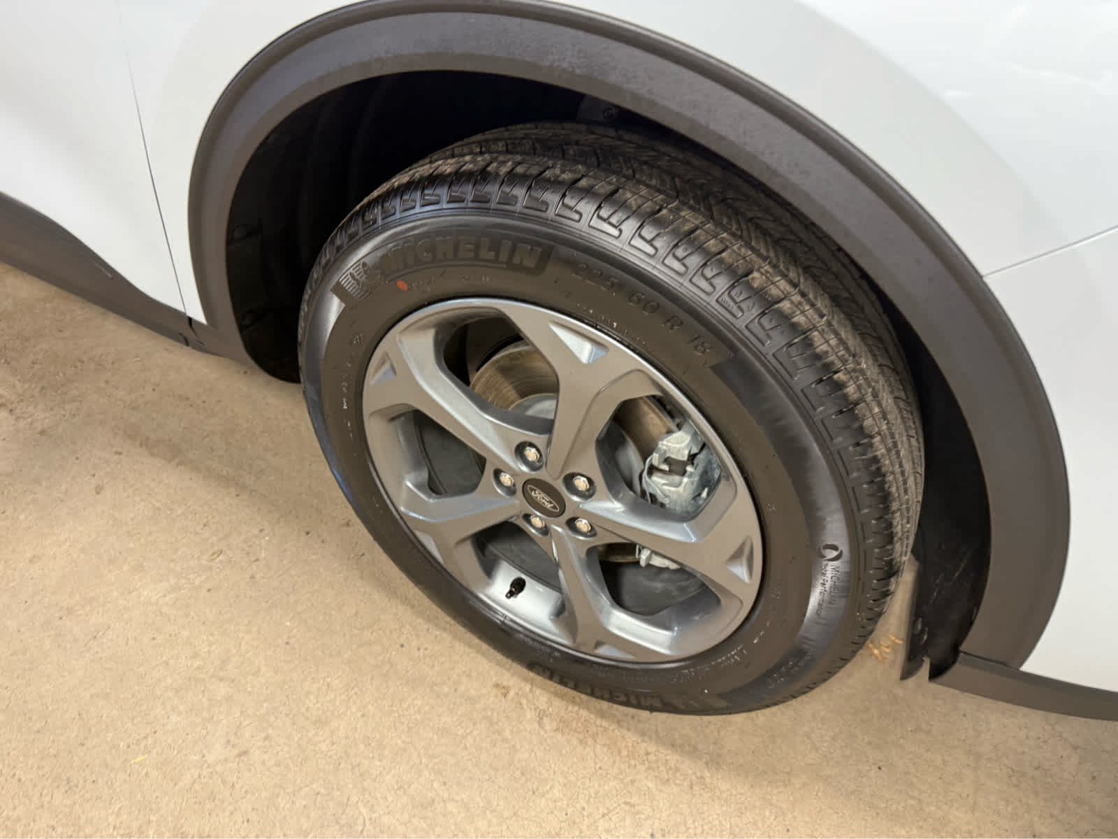 2025 Ford Escape ST-Line - Space Silver Metallic exterior view 4