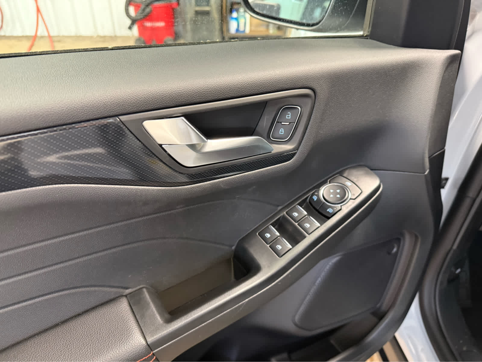 2025 Ford Escape ST-Line - Space Silver Metallic exterior view 7