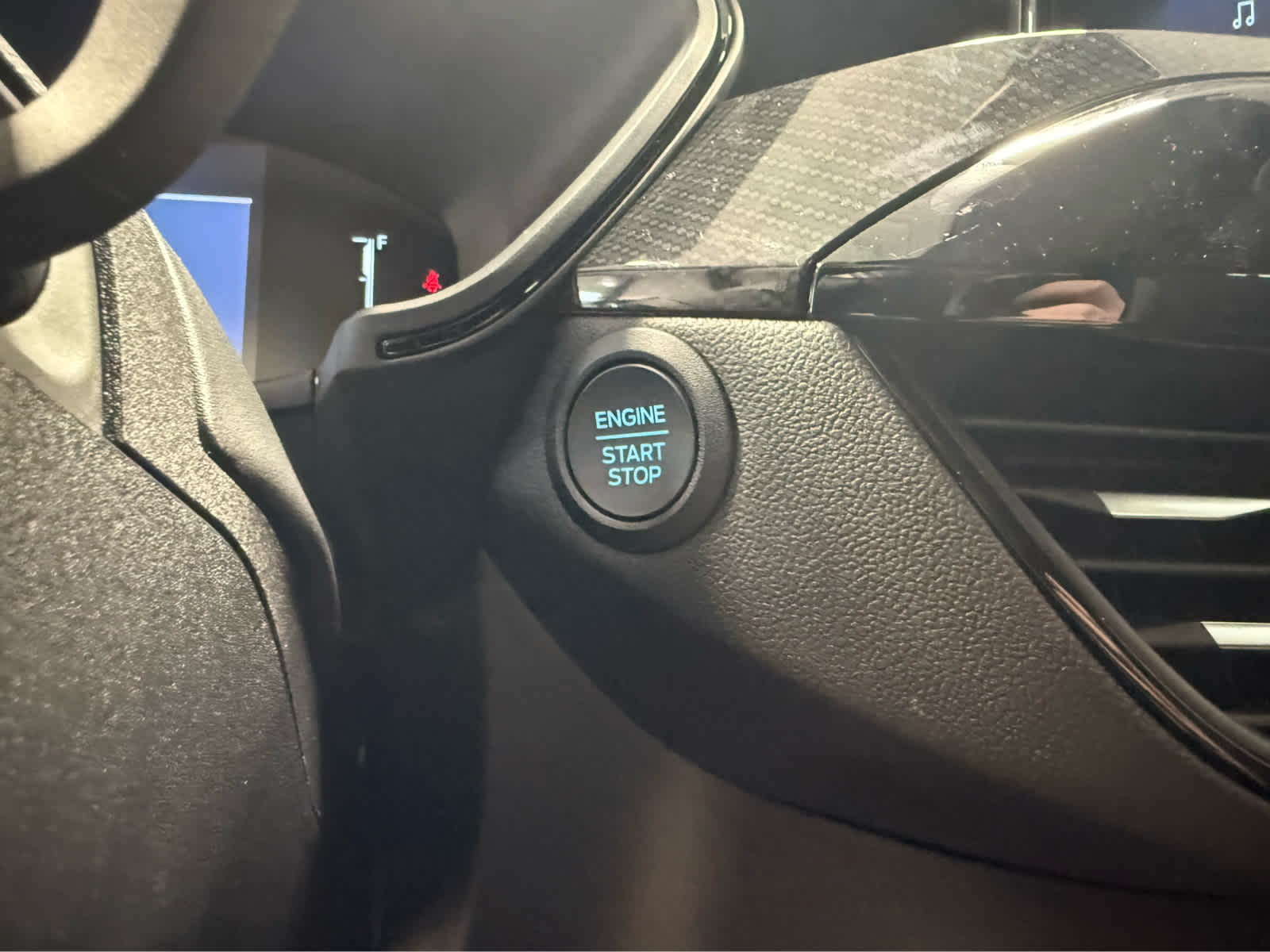 2025 Ford Escape ST-Line - Space Silver Metallic exterior view 12