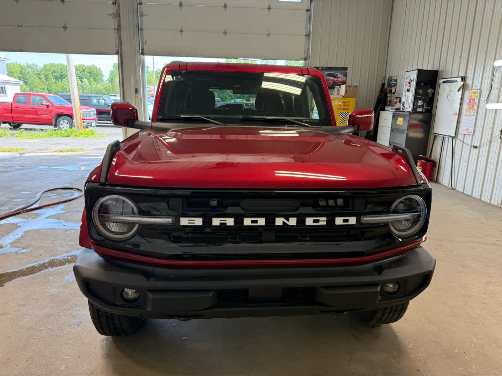 2026 Ford Bronco Outer Banks - Ruby Red Metallic Tinted Clearcoat exterior view 3