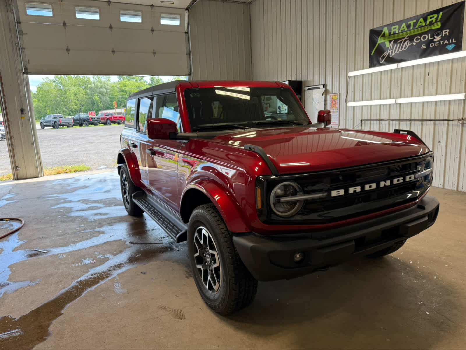 2026 Ford Bronco Outer Banks - Ruby Red Metallic Tinted Clearcoat exterior view 2
