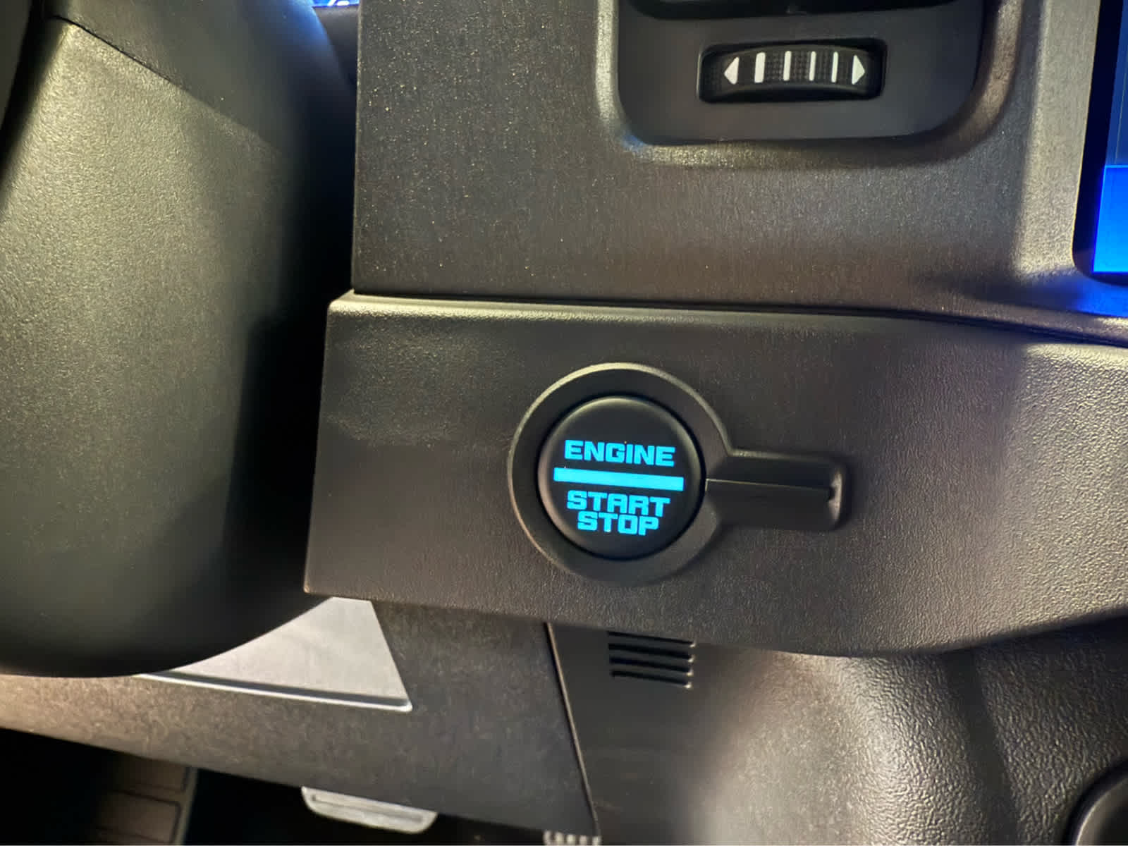 2026 Ford Bronco Badlands - Shadow Black exterior view 11