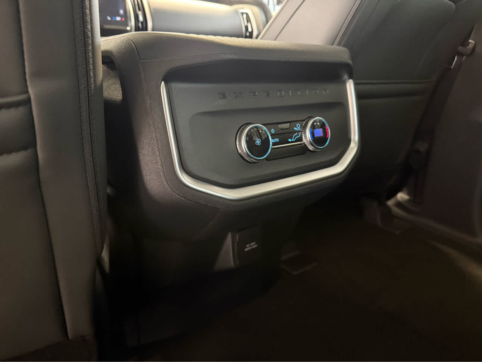 2026 Ford Expedition Max Active - DARK MATTER GRAY METALLIC exterior view 19