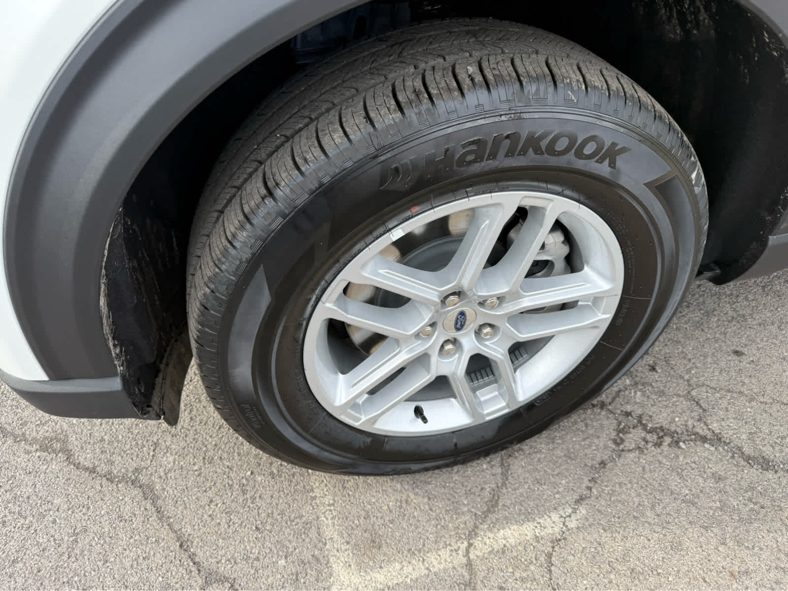 2025 Ford Explorer Active - Star White Metallic Tri-Coat exterior view 4