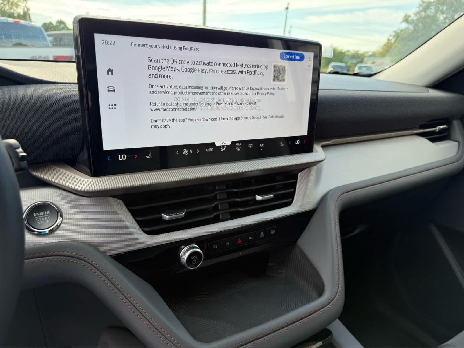 2025 Ford Explorer Active - Star White Metallic Tri-Coat exterior view 14