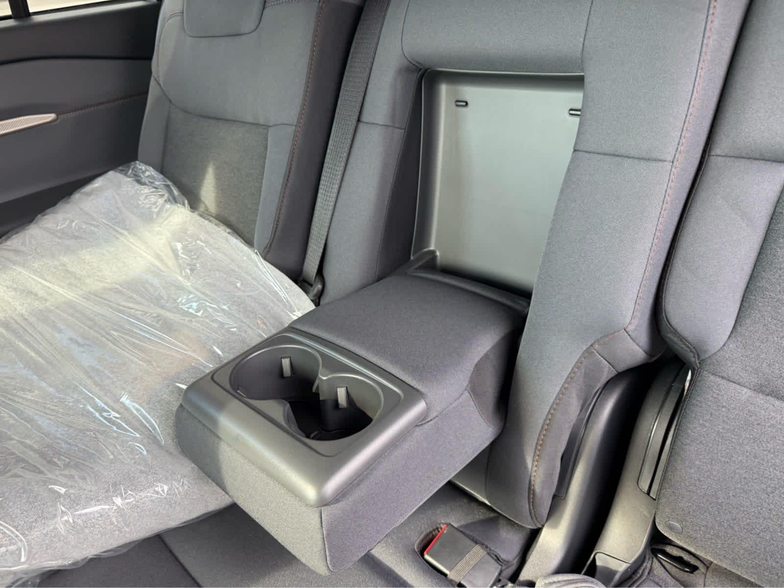 2025 Ford Explorer Active - Star White Metallic Tri-Coat exterior view 18