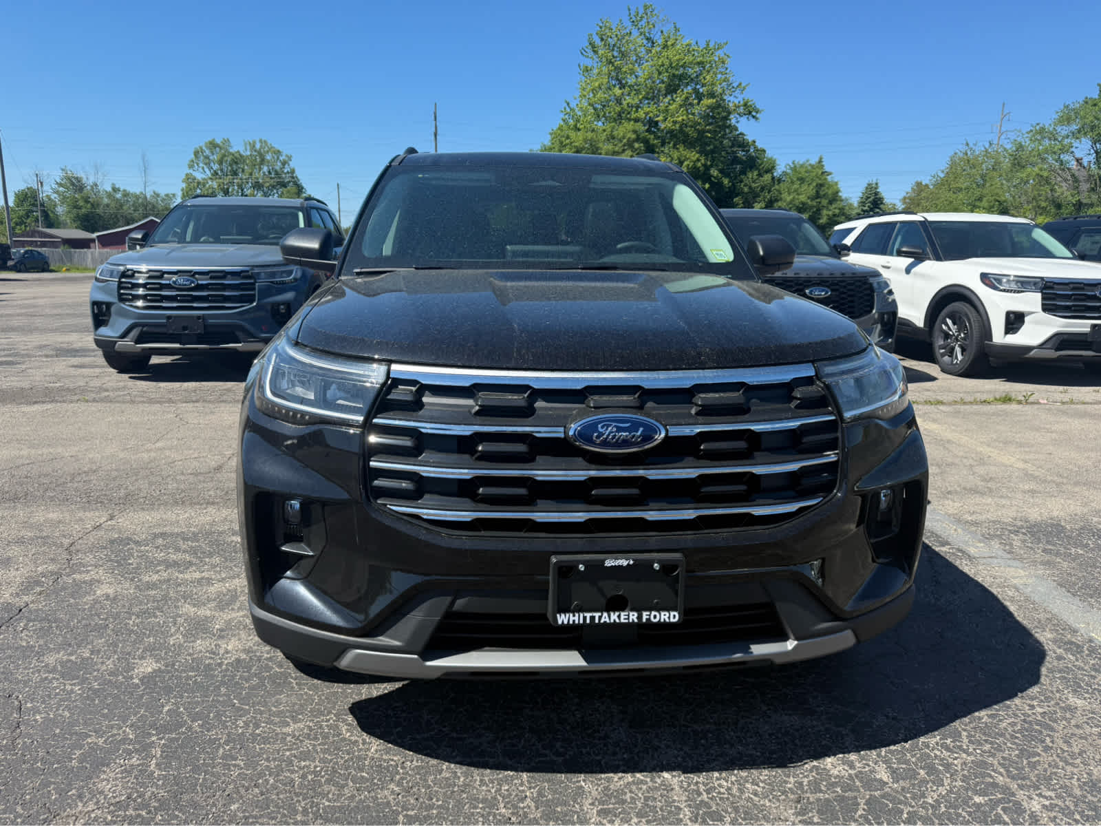 2026 Ford Explorer Active w/200A Pkg - Agate Black Metallic exterior view 3