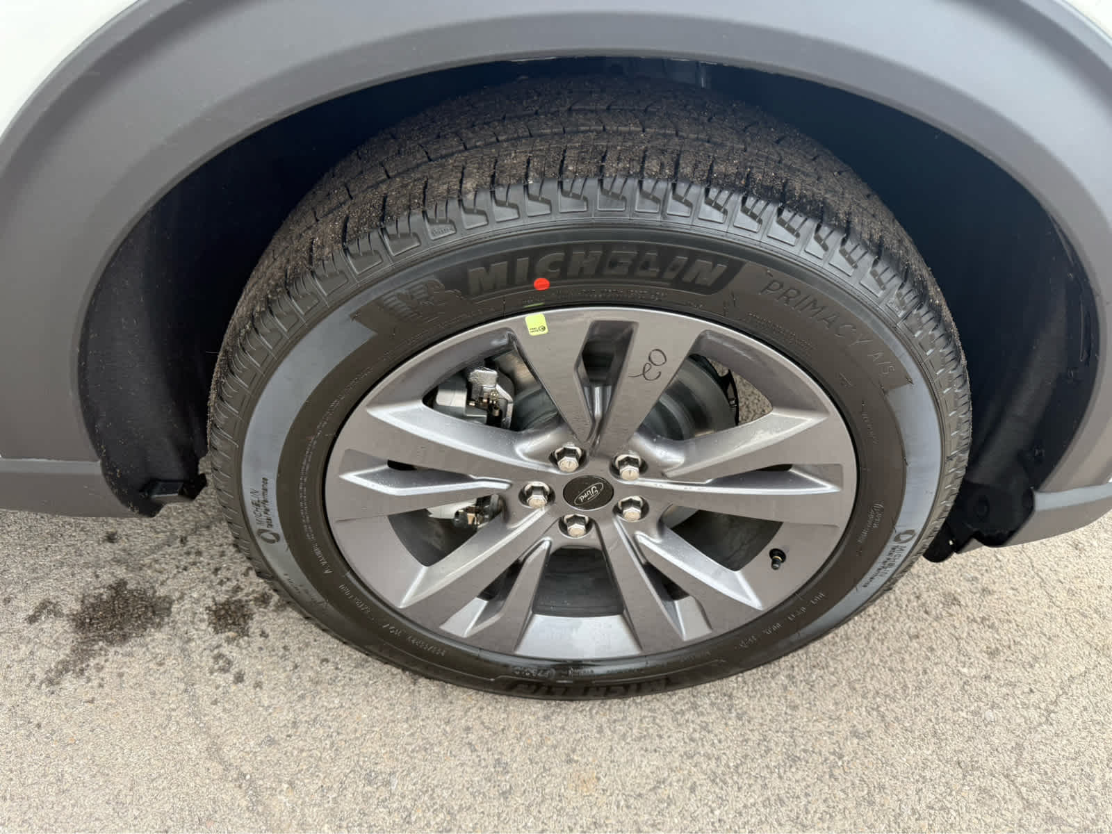 2026 Ford Explorer Active w/100A Pkg - Star White Metallic Tri-Coat exterior view 4