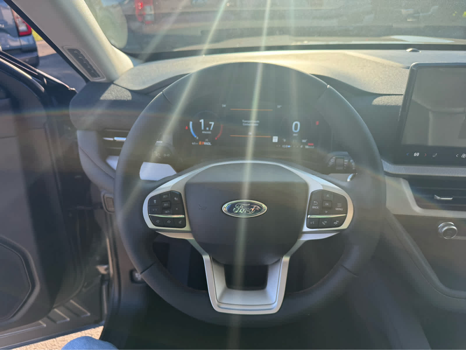 2026 Ford Explorer Active w/100A Pkg - Carbonized Gray Metallic exterior view 10