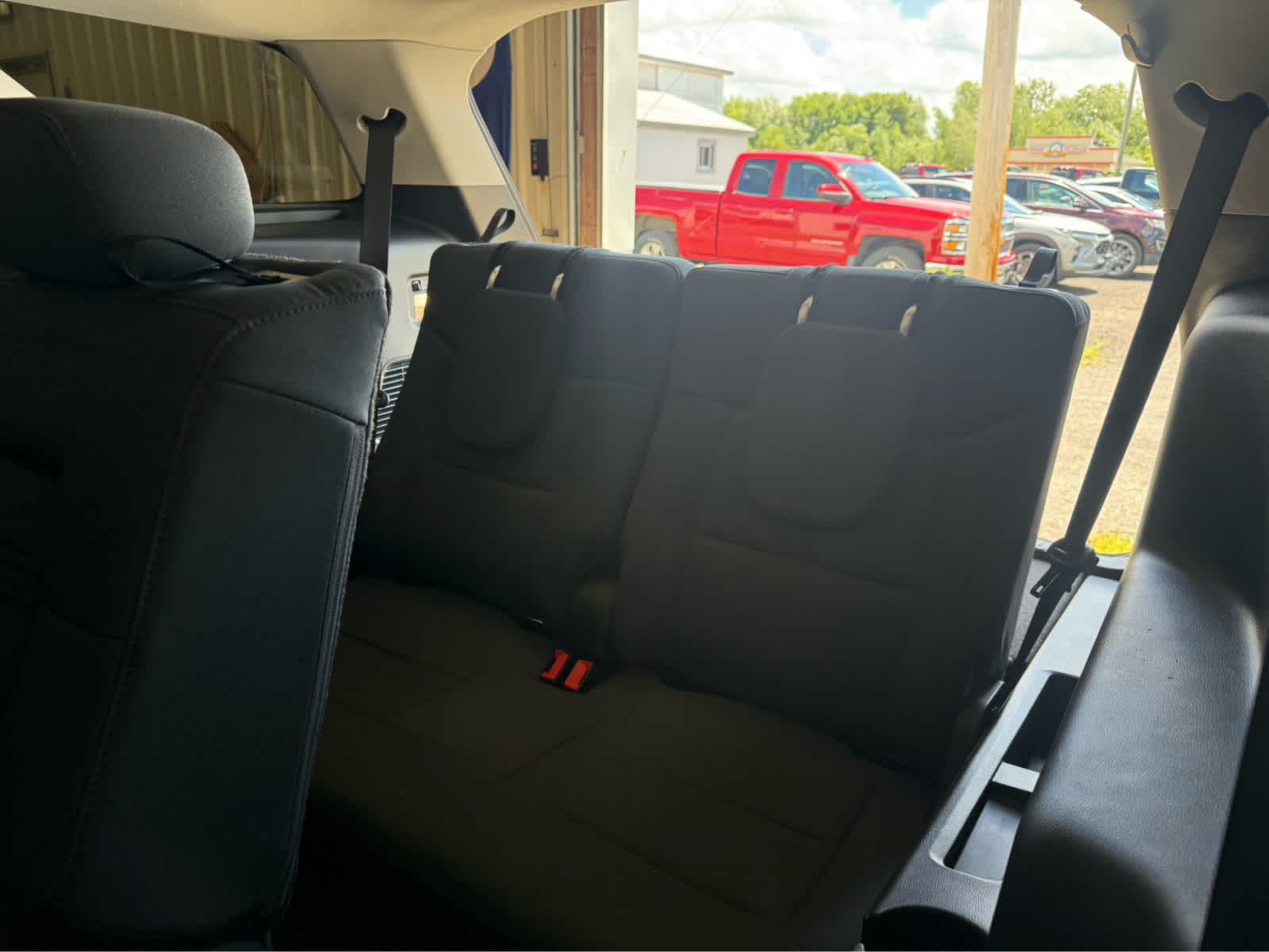 2026 Ford Explorer Active w/200A Pkg - Vapor Blue Metallic exterior view 18
