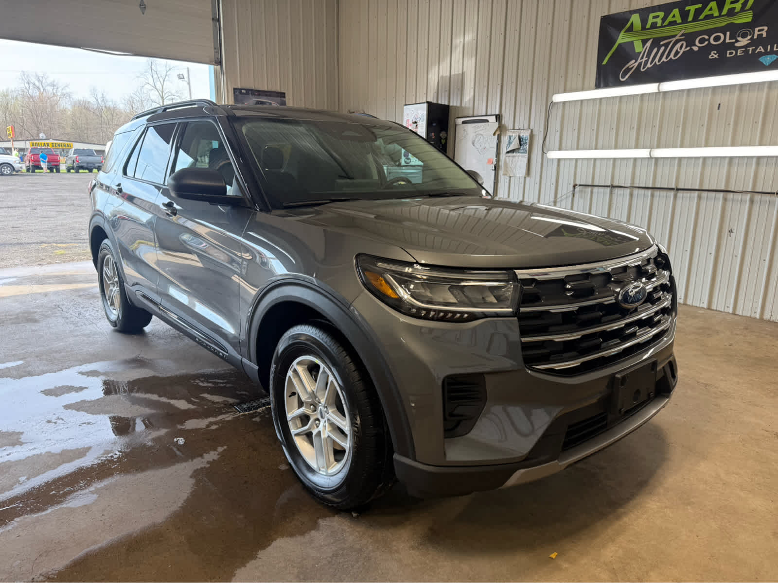 2026 Ford Explorer Active w/100A Pkg - GRAY exterior view 2