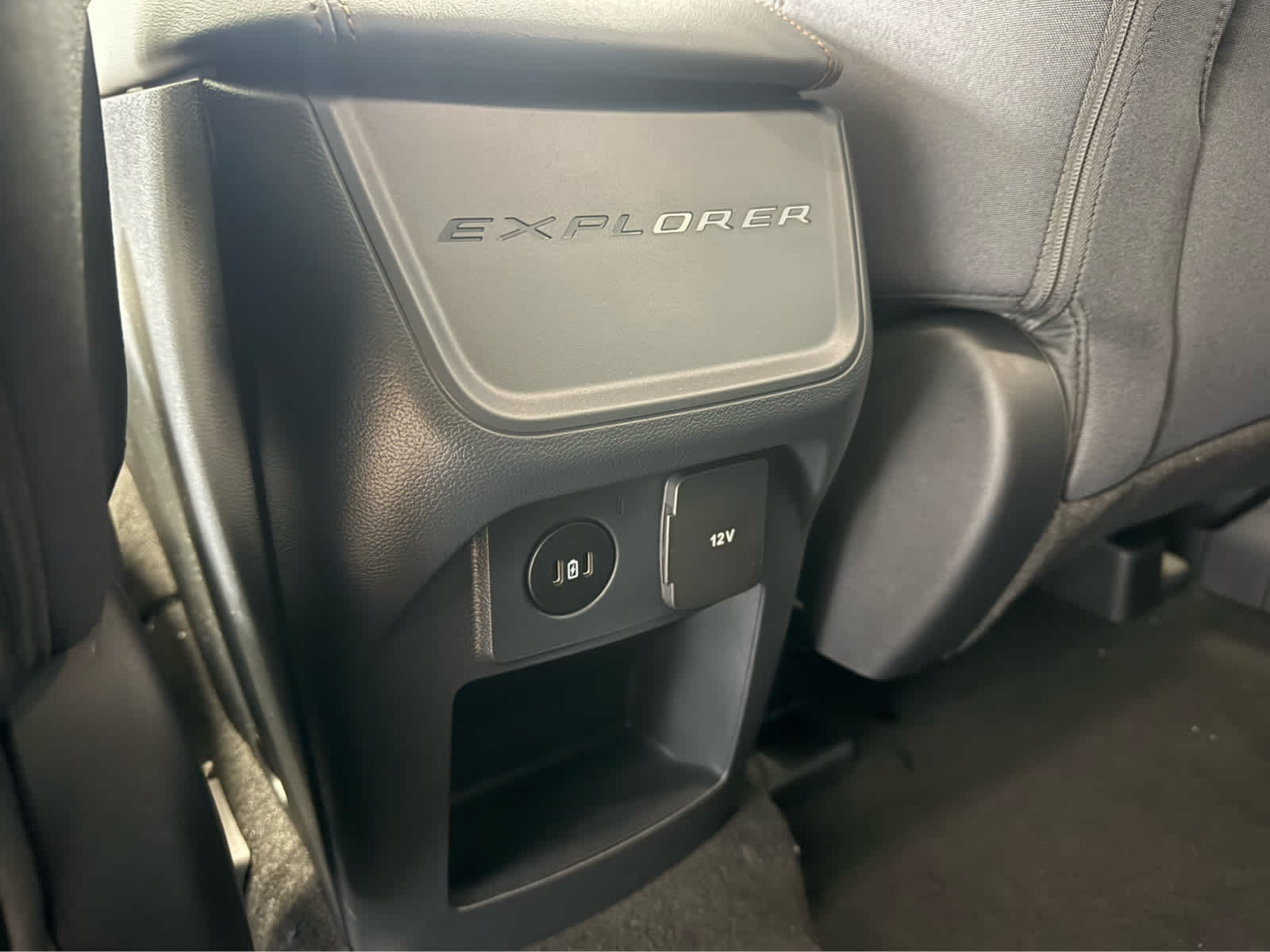 2026 Ford Explorer Active w/100A Pkg - GRAY exterior view 17