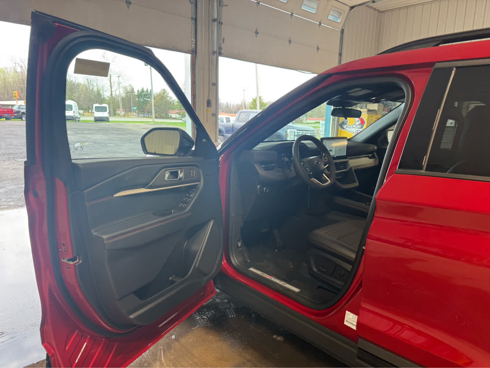 2026 Ford Explorer ST-Line - RAPID RED MET TINTED exterior view 7