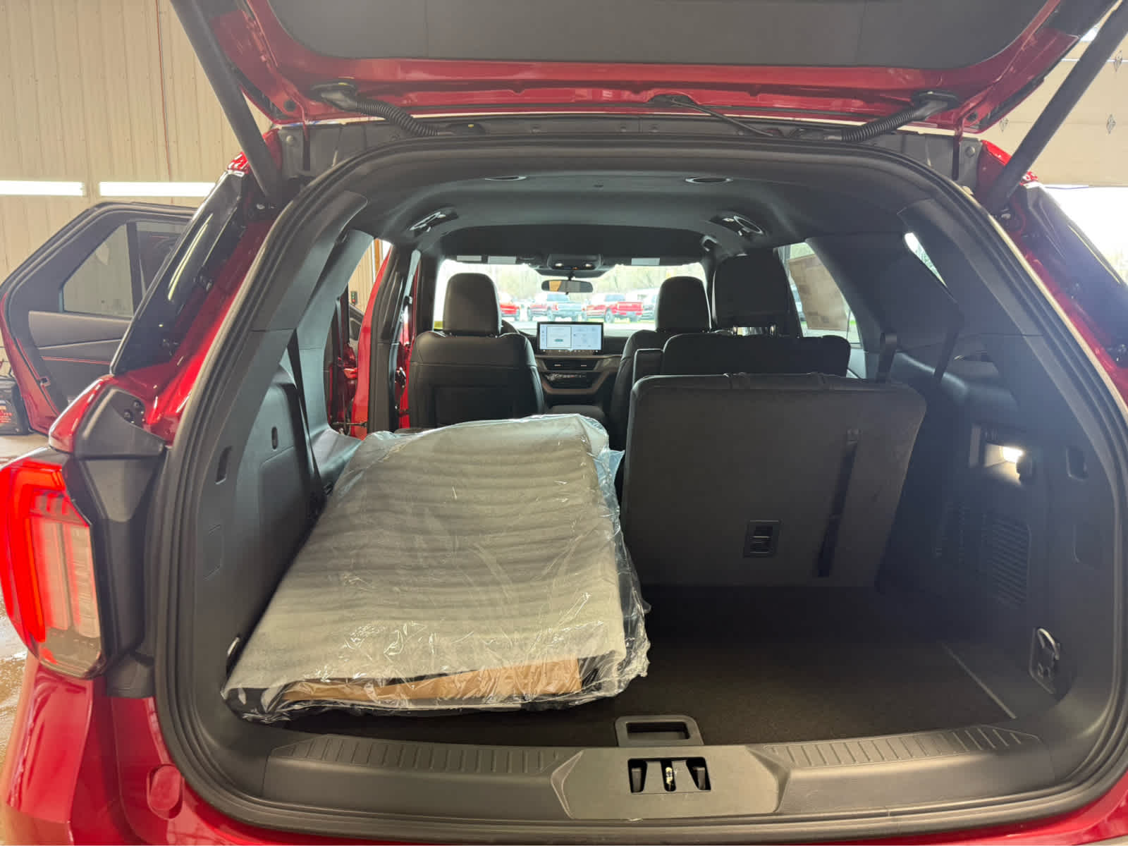 2026 Ford Explorer ST-Line - RAPID RED MET TINTED exterior view 20