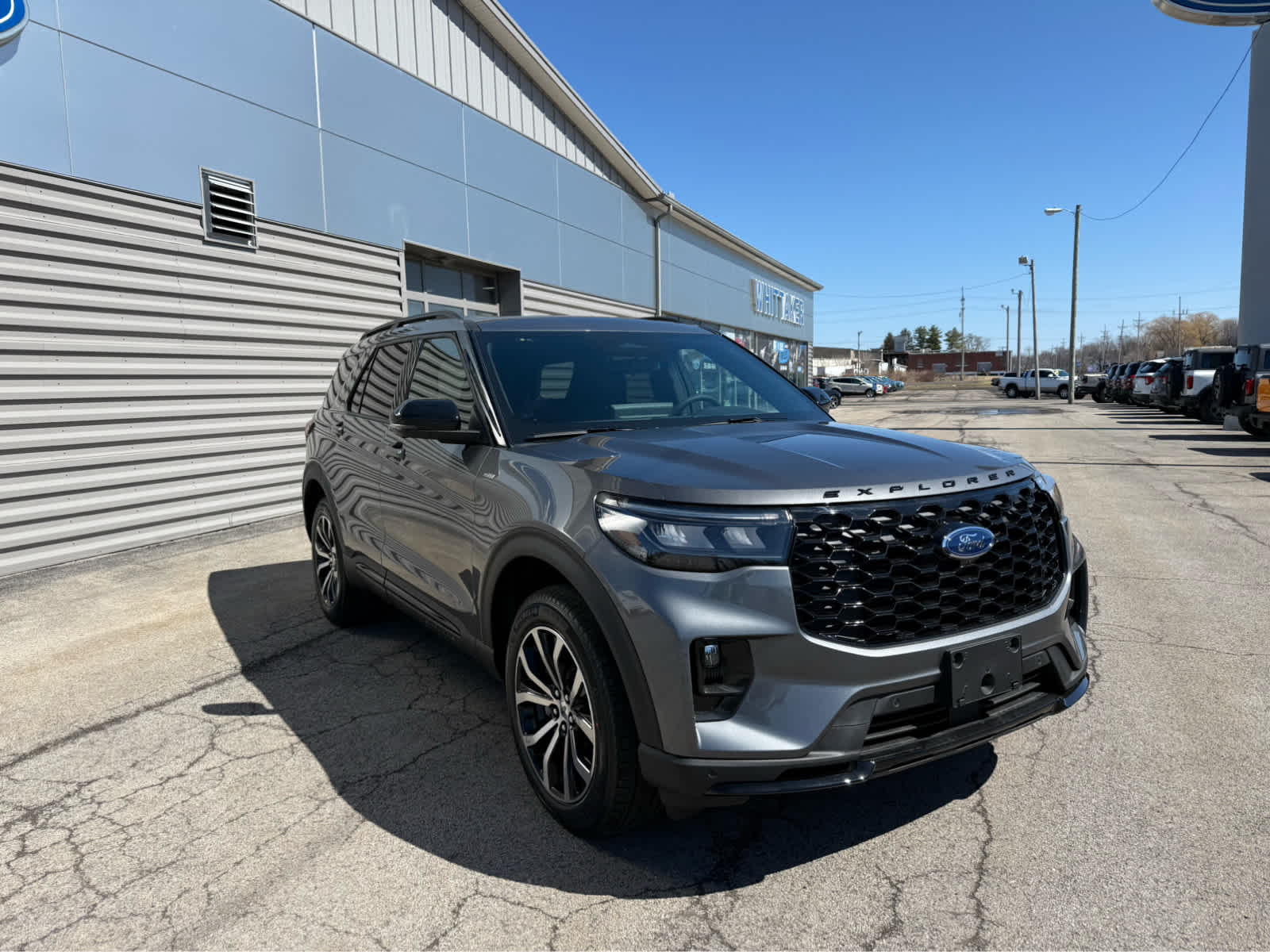 2026 Ford Explorer ST-Line - Carbonized Gray Metallic exterior view 2