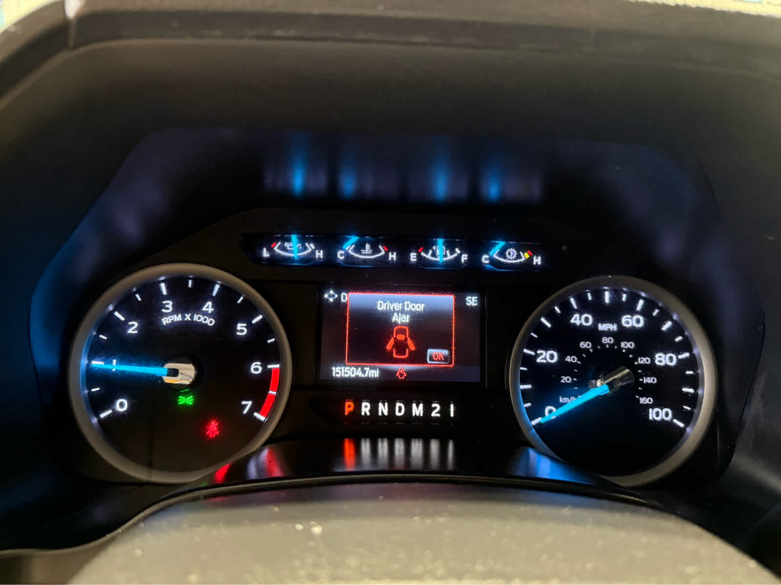 2021 Ford Super Duty F-250 Pickup XLT - Oxford White exterior view 12