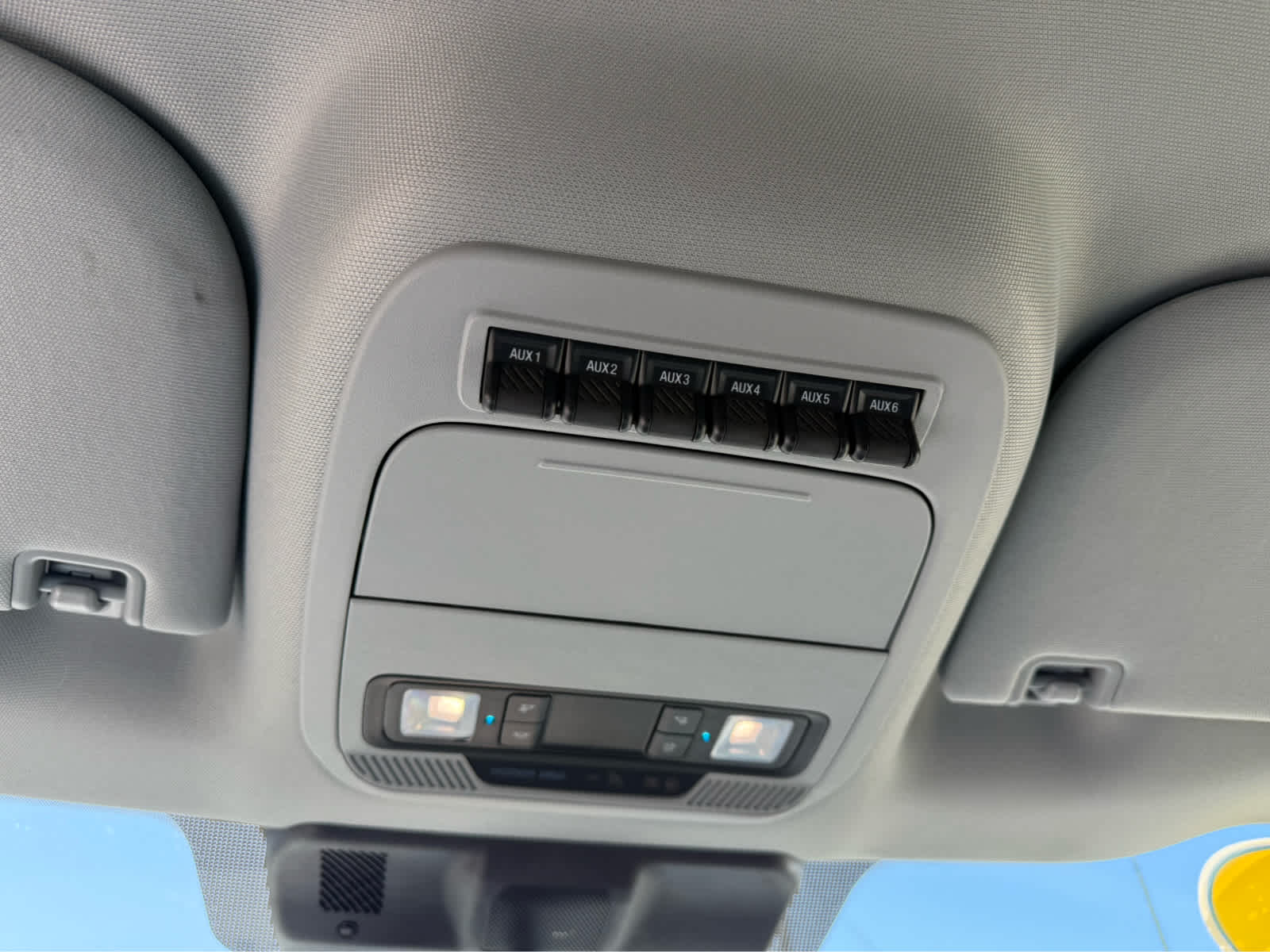 2024 Ford Super Duty F-250 Pickup XLT - Carbonized Gray Metallic exterior view 17