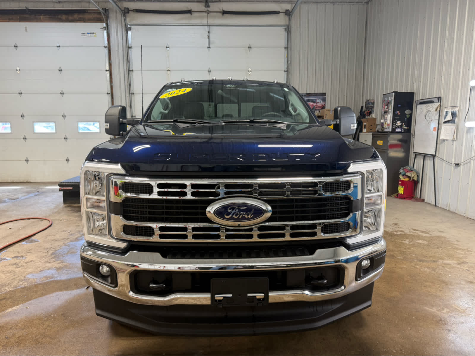 2024 Ford Super Duty F-250 Pickup XLT - Antimatter Blue Metallic exterior view 3