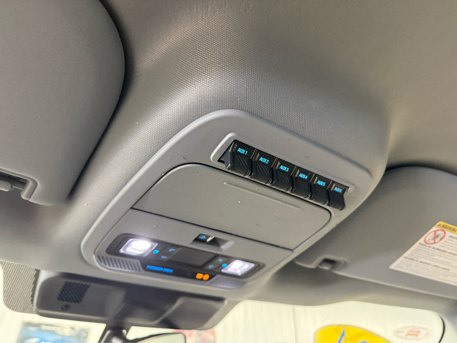 2024 Ford Super Duty F-250 Pickup XLT - Antimatter Blue Metallic exterior view 17