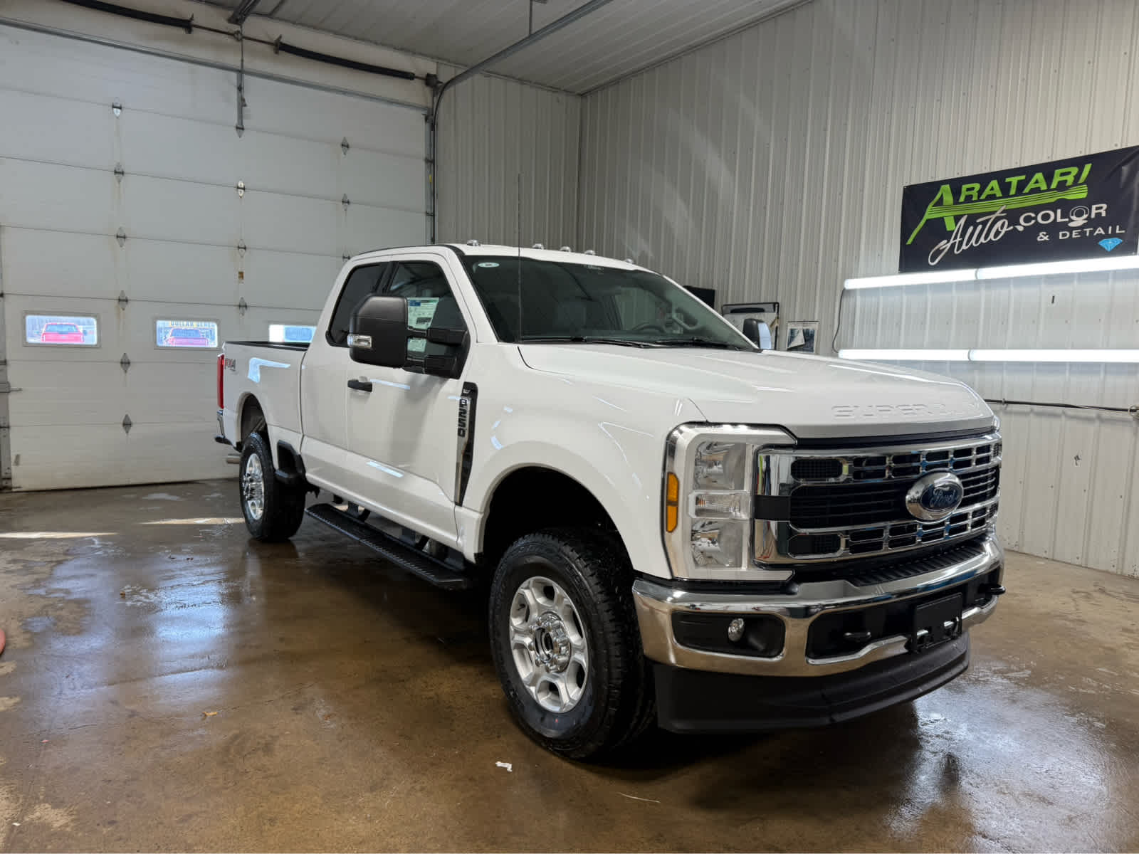 2026 Ford Super Duty F-250 SRW XLT - Oxford White exterior view 2